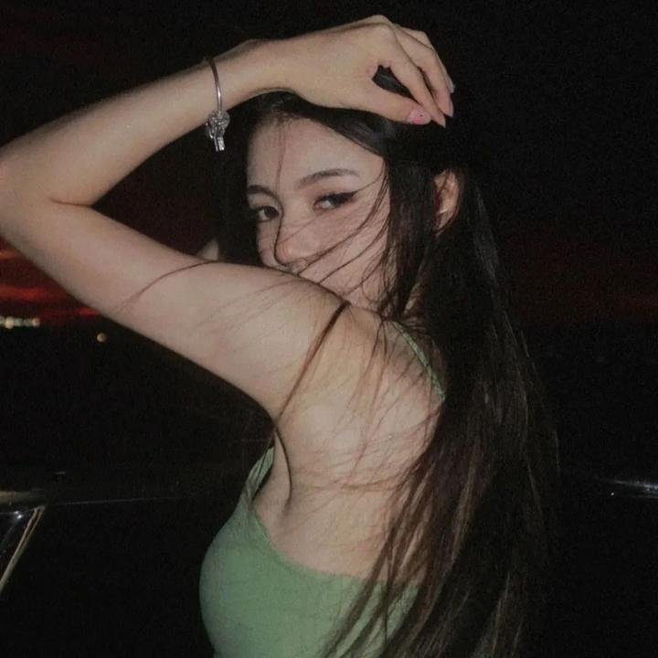 金爪女郎